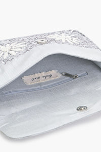 Daisy Delight Beaded Clutch