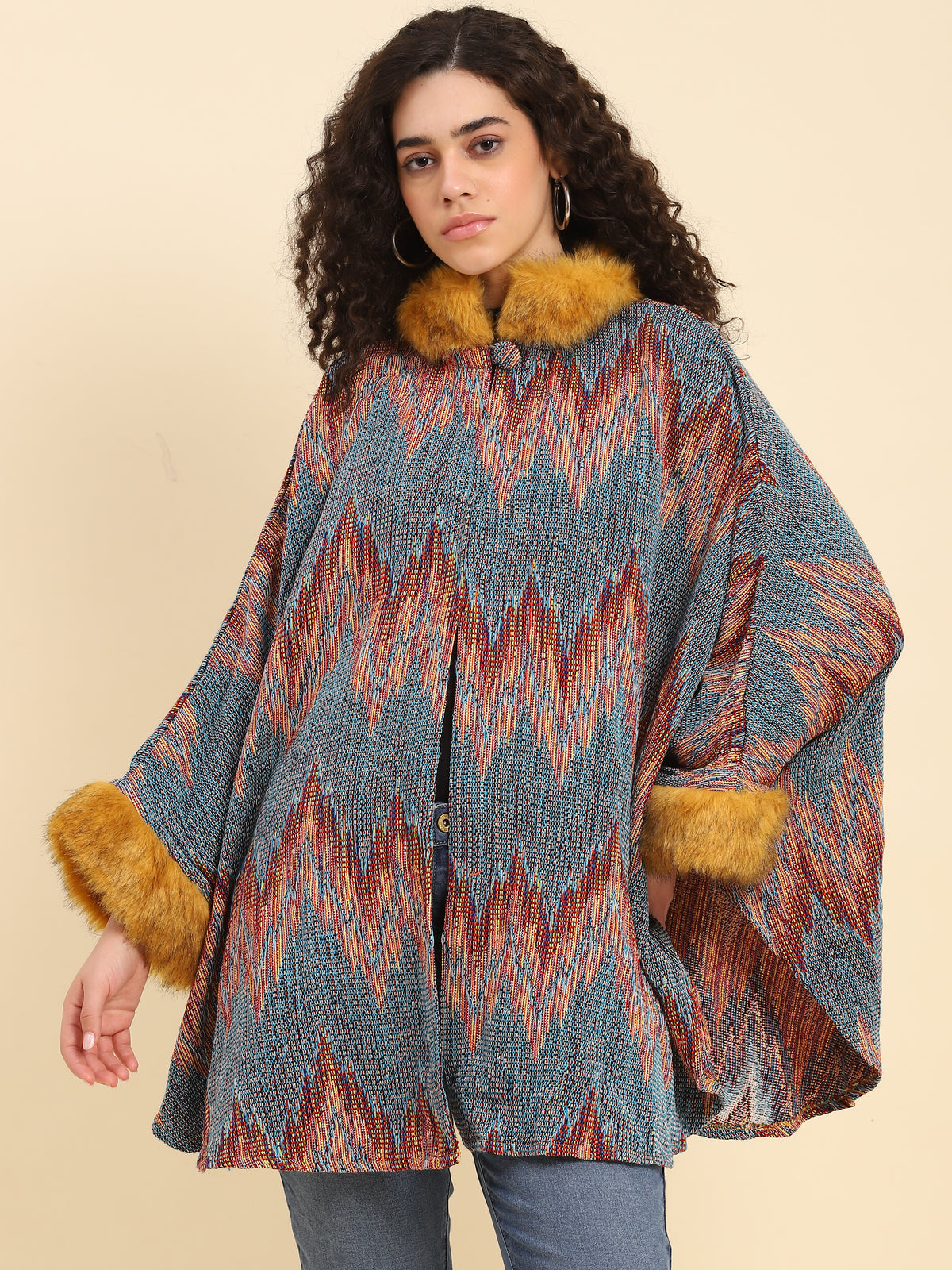 Winter Fur-Trimmed Short Cape