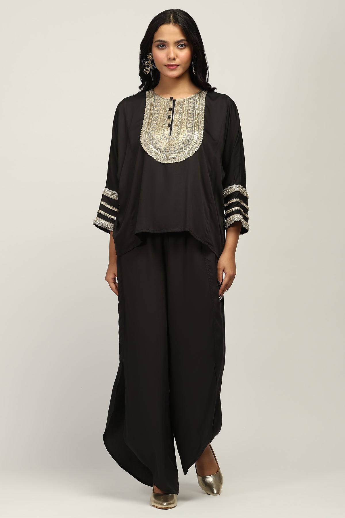 Rahasya Embellished Kurta Indo Western Co-ord Set