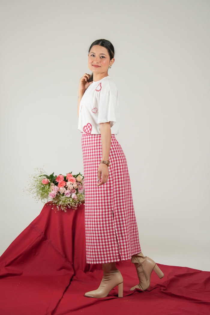 Women Heart Patch White T-Shirt & Red Checked Cotton Skirt Set