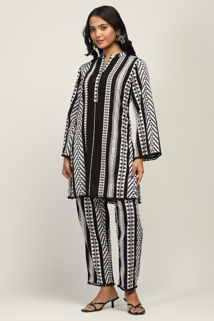 Indo-Western 100% Pure Cotton Yarn Dyed Geometric Stripe Co-Ord Set