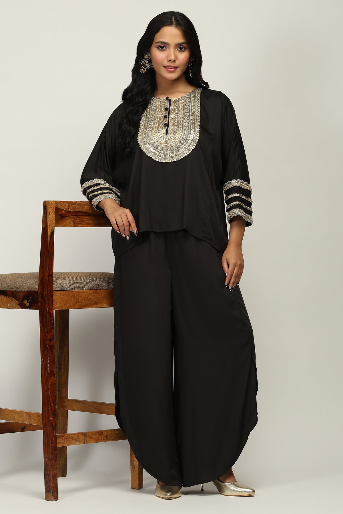 Rahasya Embellished Kurta Indo Western Co-ord Set