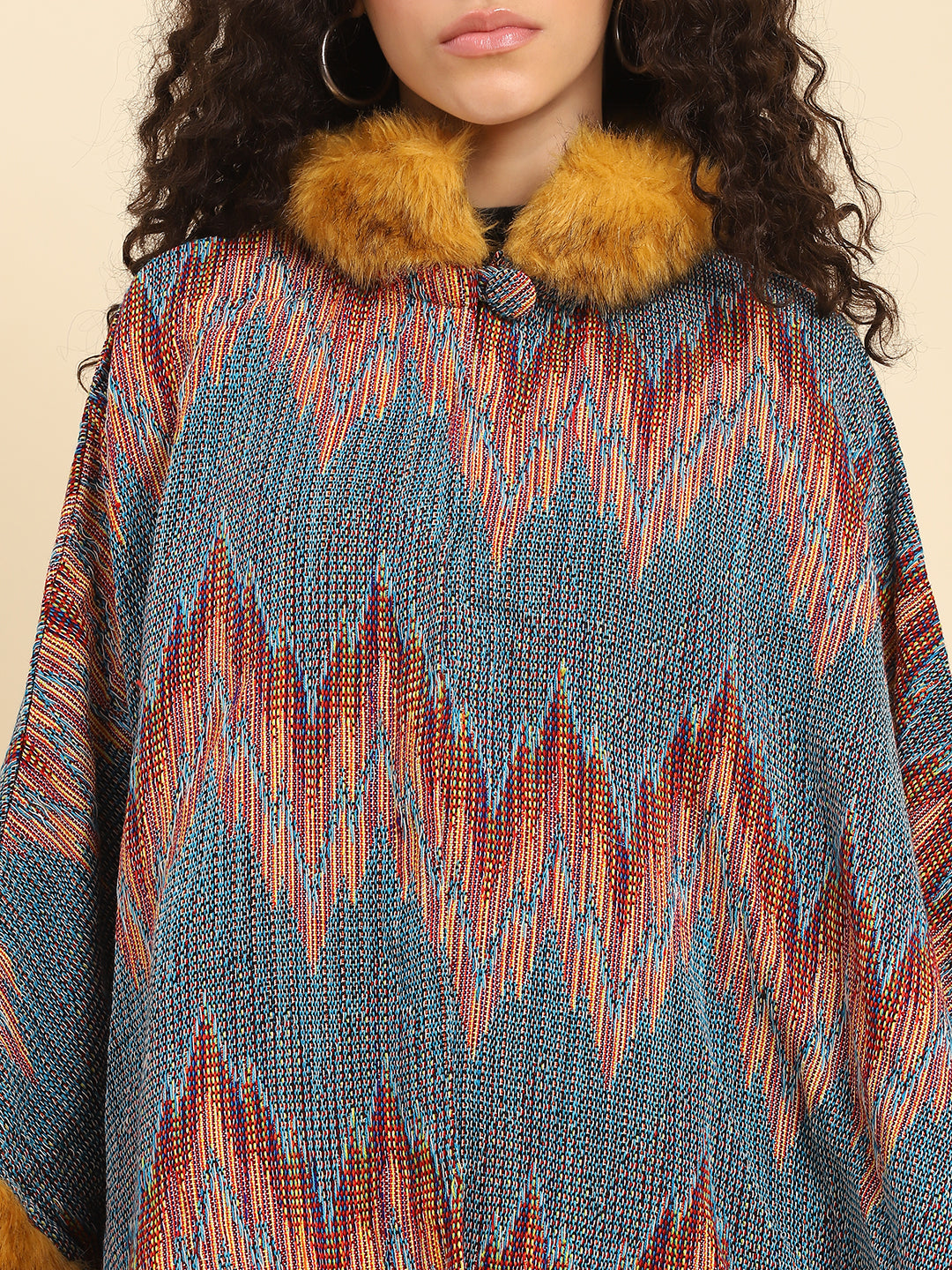 Winter Fur-Trimmed Short Cape