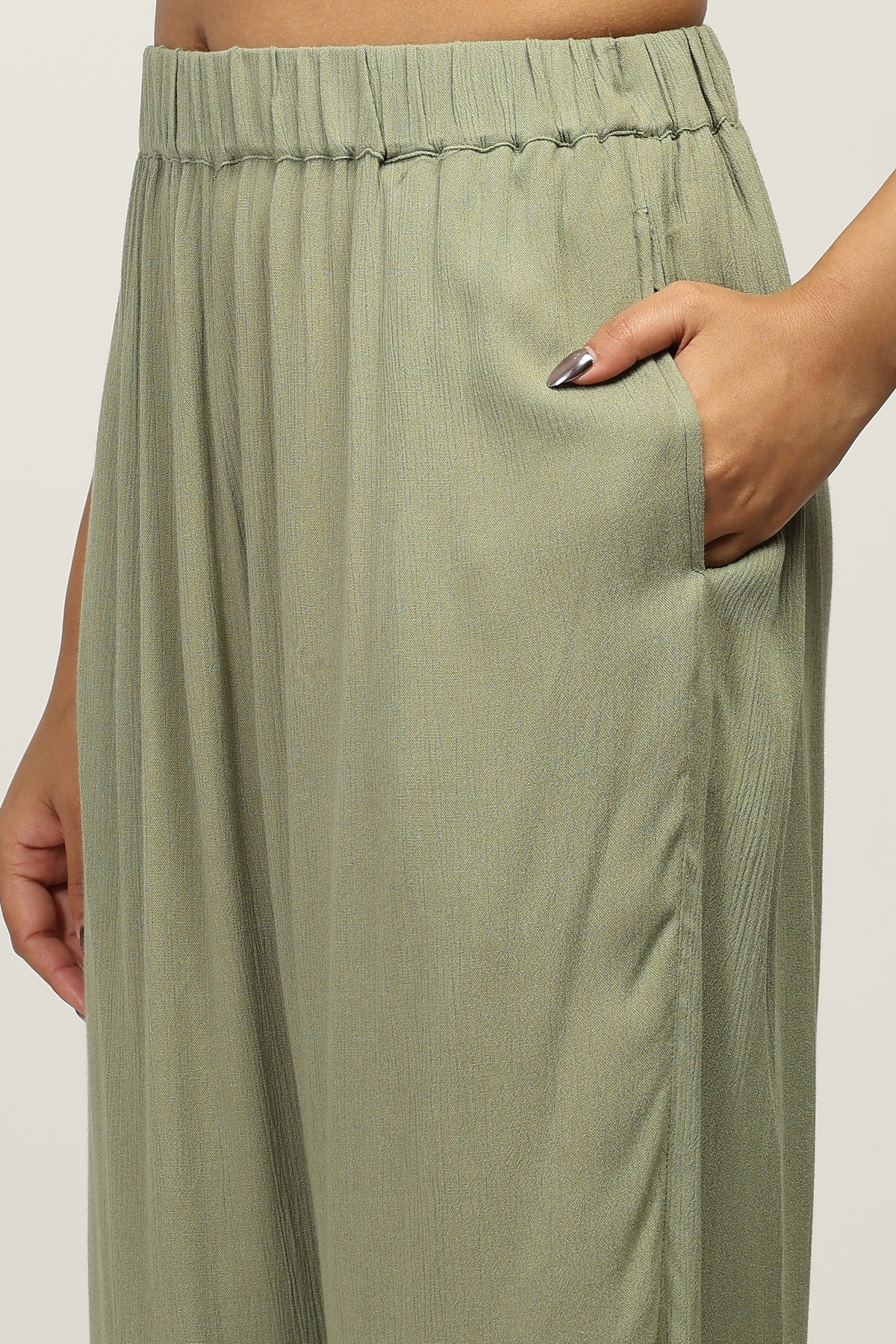 The Crinkle Club Rayon Crepe Kurta Set for Women