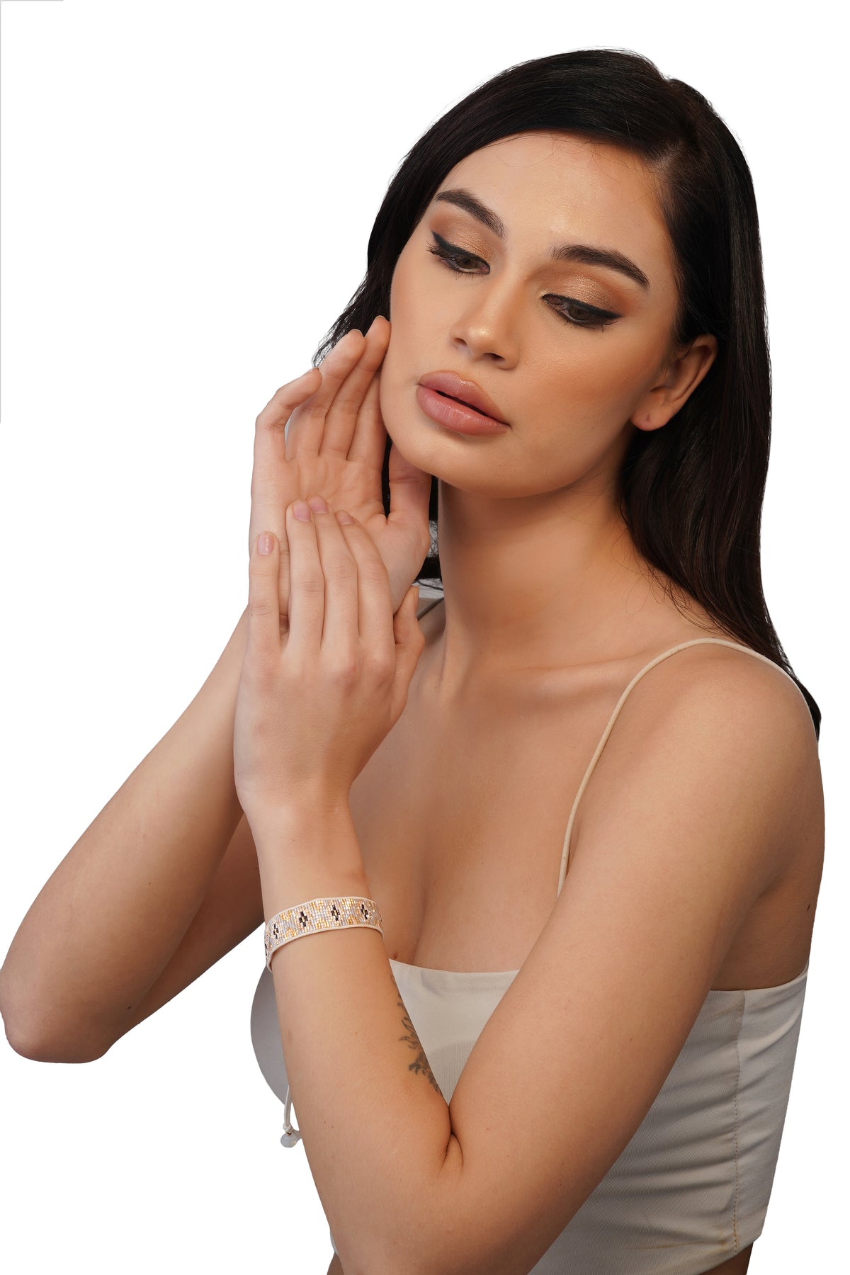 Handcrafted White & Gold Geometric Beaded Bracelet