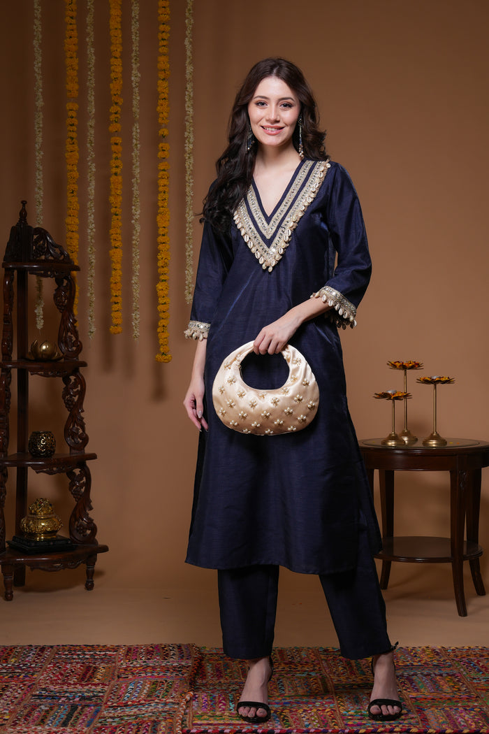 Noor-e-Ivory Handbag