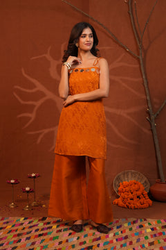 Jharokha Mirror Jacquard Kurti Pant Set