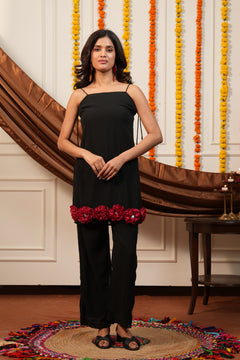 Gulabo Black Rose Applique Kurti Pant Set