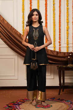 Kashmira Black Paisley Embroidered Kurti Pant Set