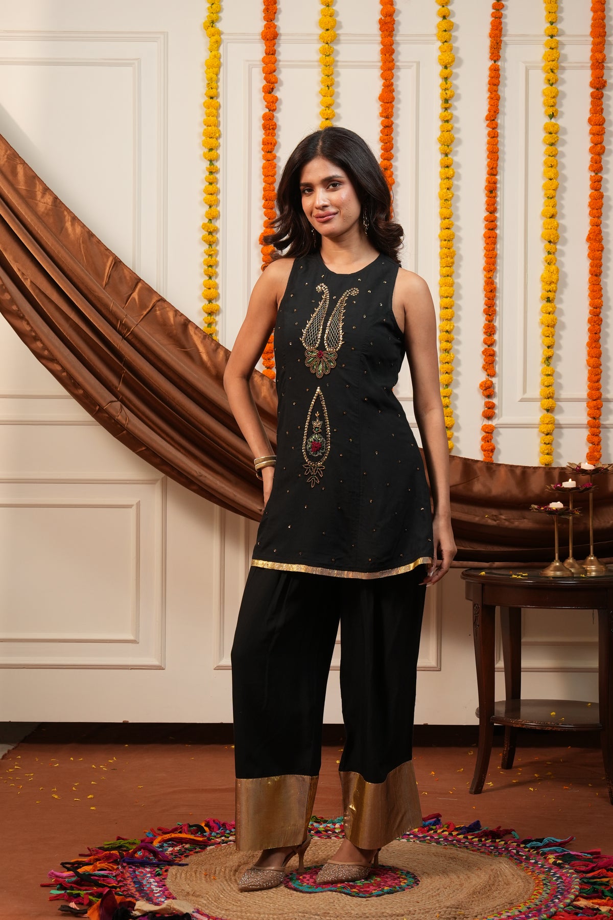 Kashmira Black Paisley Embroidered Kurti Pant Set