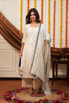 Ivory Sparkle Off-White Viscose Lurex Collared Kurta Set with Straight Pants & Dupatta