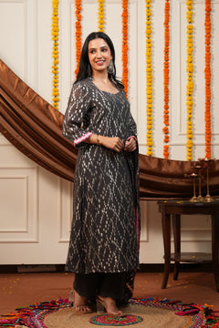 Women's Grey Viscose Lurex Collared Kurta with Straight Pants & Dupatta Set