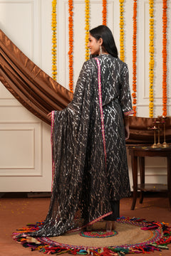 Women's Grey Viscose Lurex Collared Kurta with Straight Pants & Dupatta Set