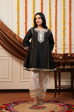 Women Black Ethnic Kurta Set with Gota Lace Detailing