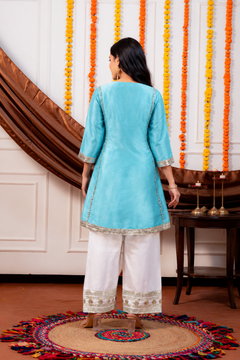 Women Turquoise Blue Dupion Silk Kurta with Off-White Farsi Salwar Set