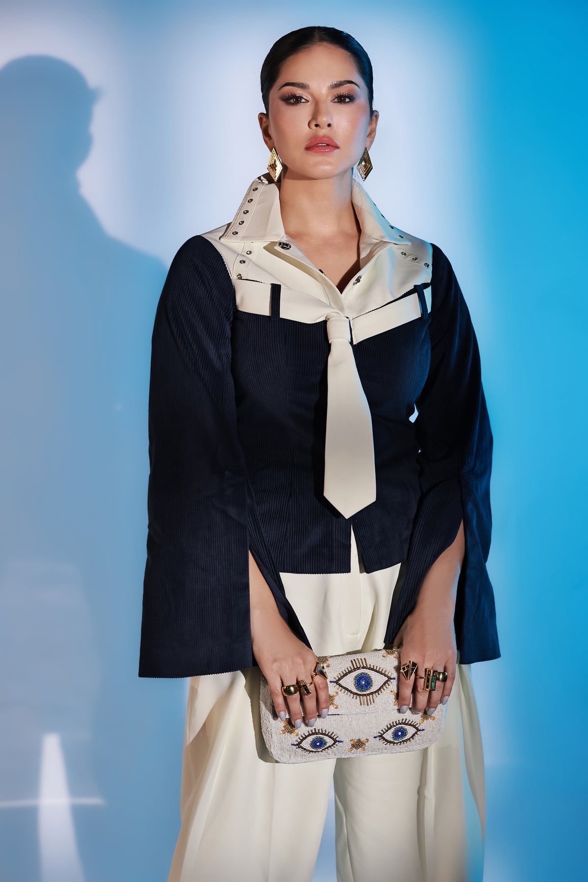 Mystic Eye Fully Beaded Shoulder Bag with Earrings